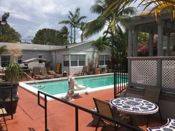 هوليوود Richard'S Motel Courtyard المظهر الخارجي الصورة