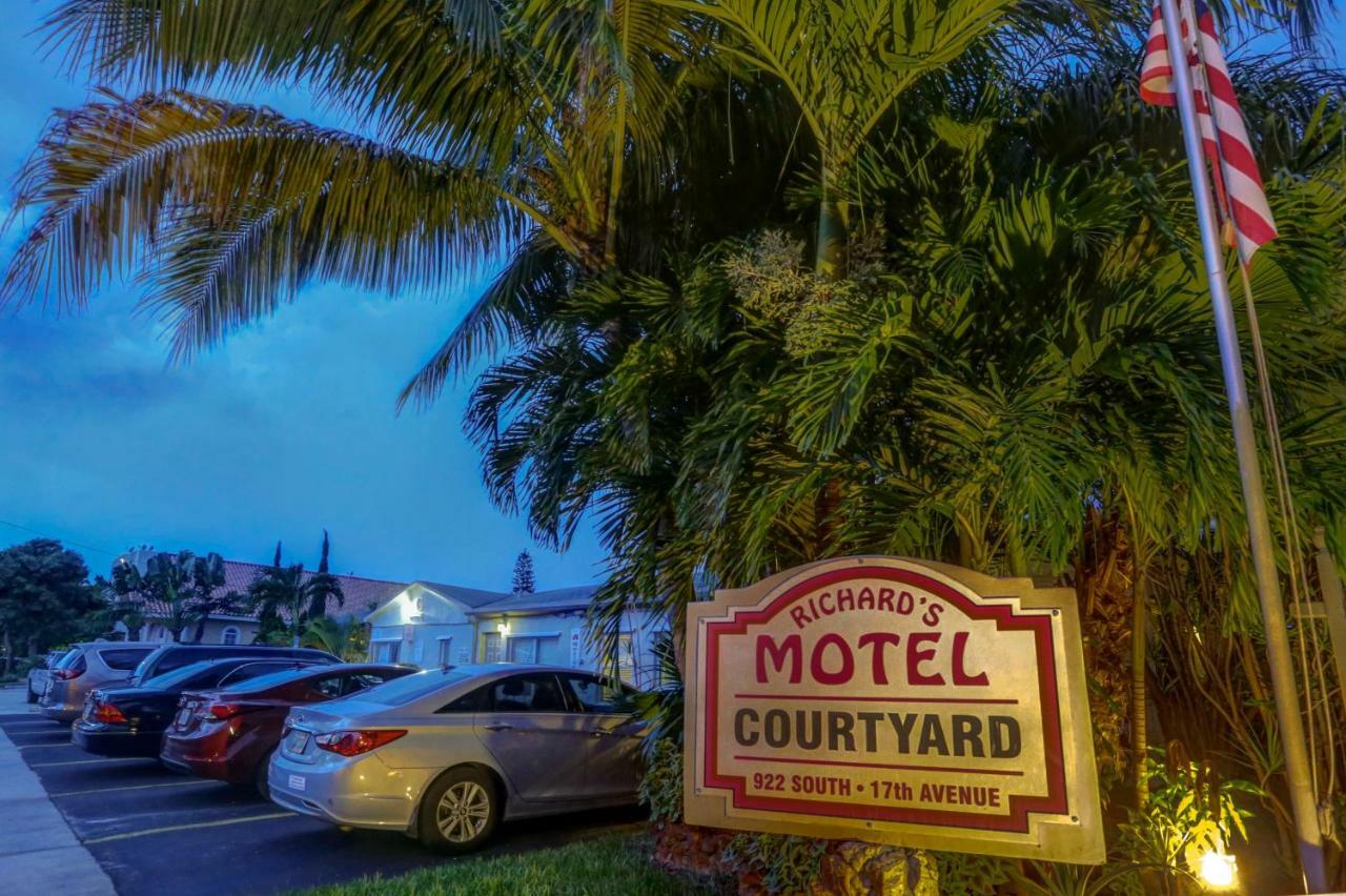 هوليوود Richard'S Motel Courtyard المظهر الخارجي الصورة